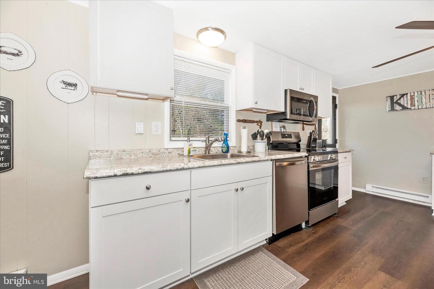 4706 Warner Drive photo 18