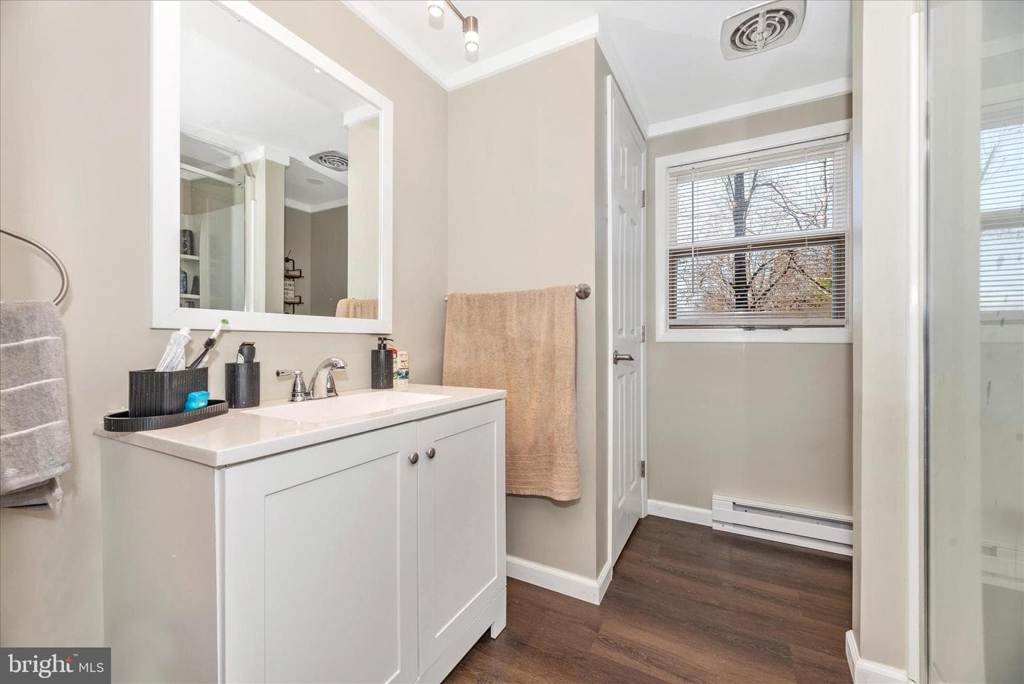 4706 Warner Drive photo 27