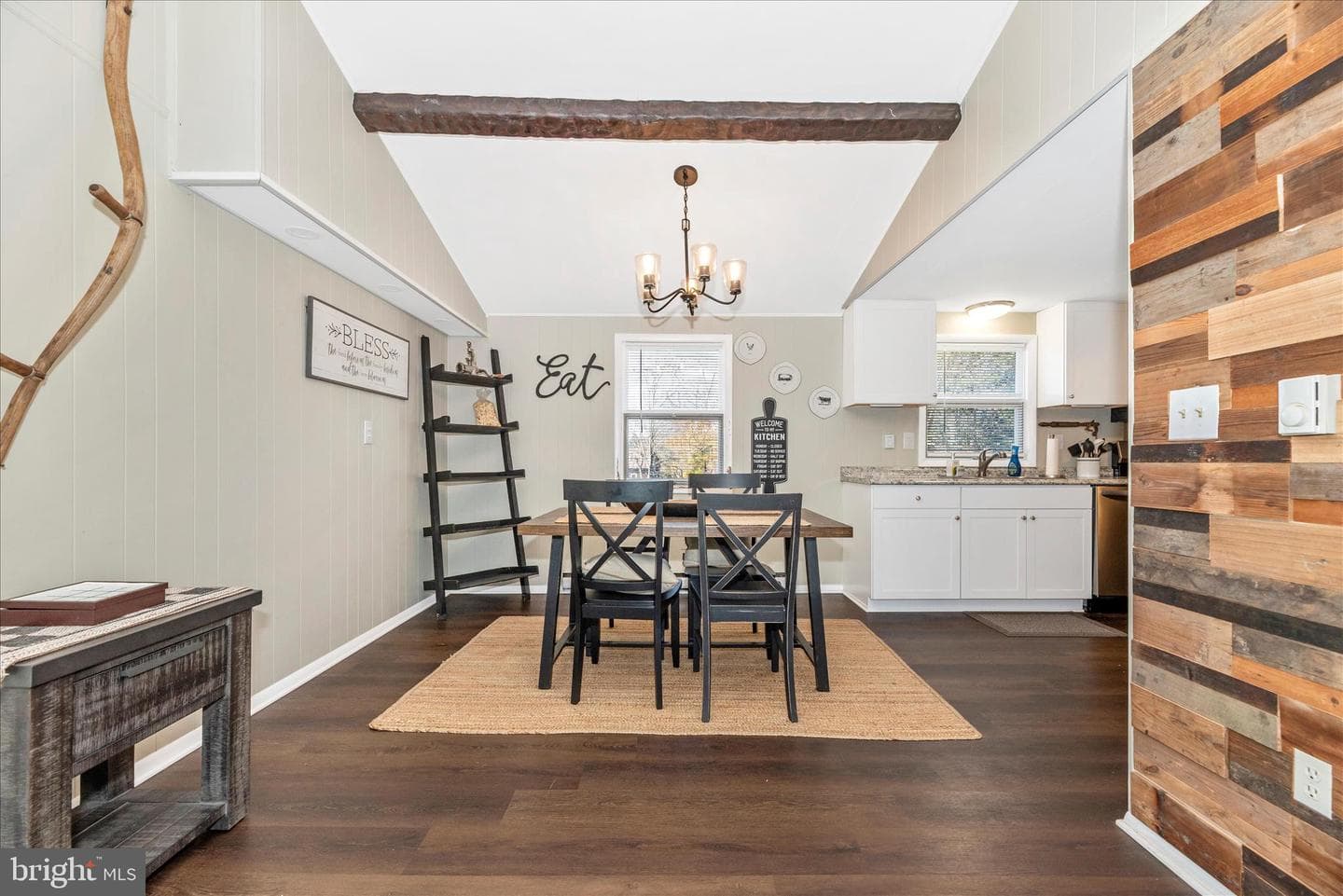 4706 Warner Drive photo 9