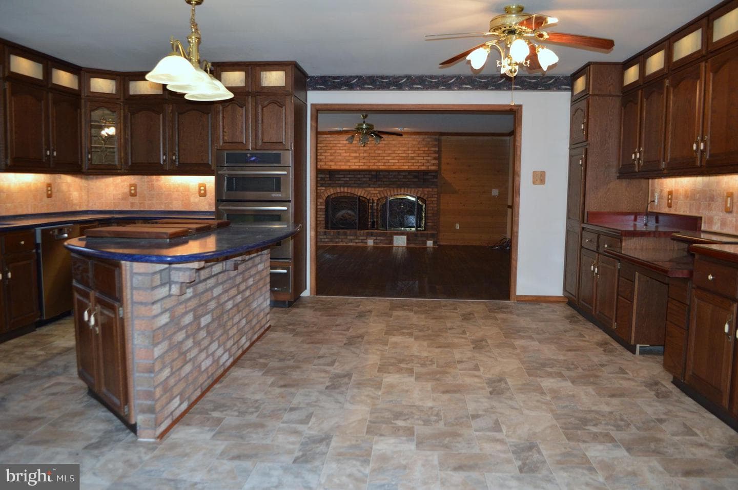 2311 Leeward Drive photo 10