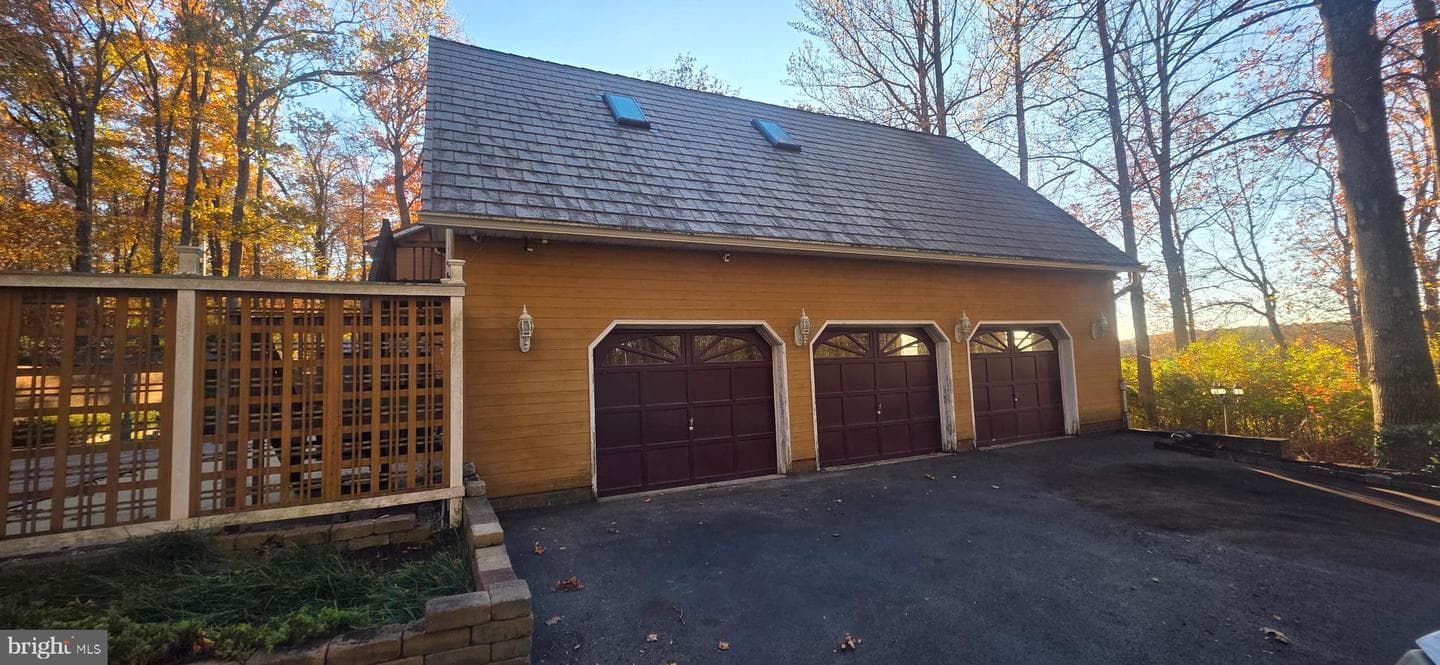 2311 Leeward Drive photo 47