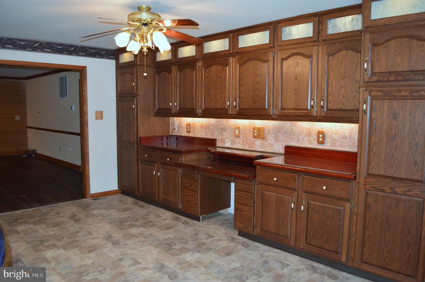 2311 Leeward Drive photo 9