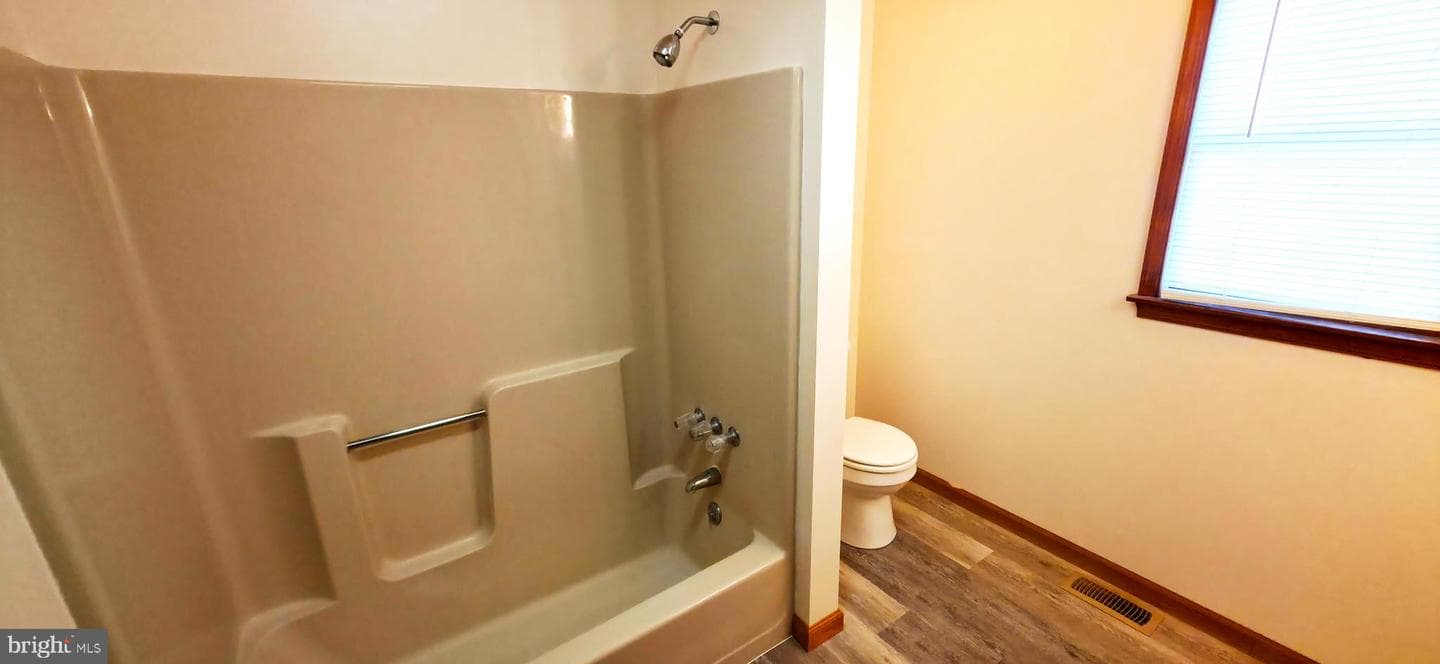 1326 Old New Windsor Road photo 8