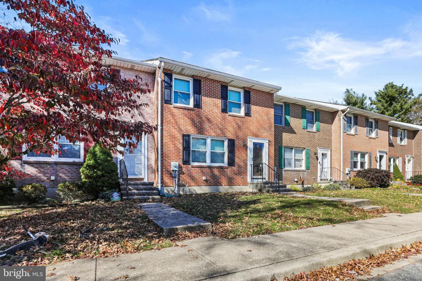 412 Windy Knoll Drive photo 2