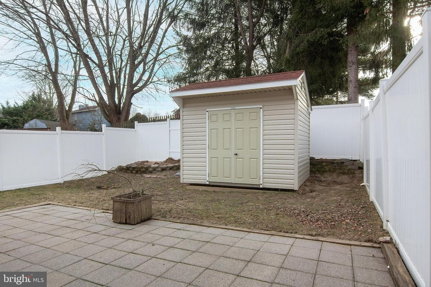 840 Century Street photo 27