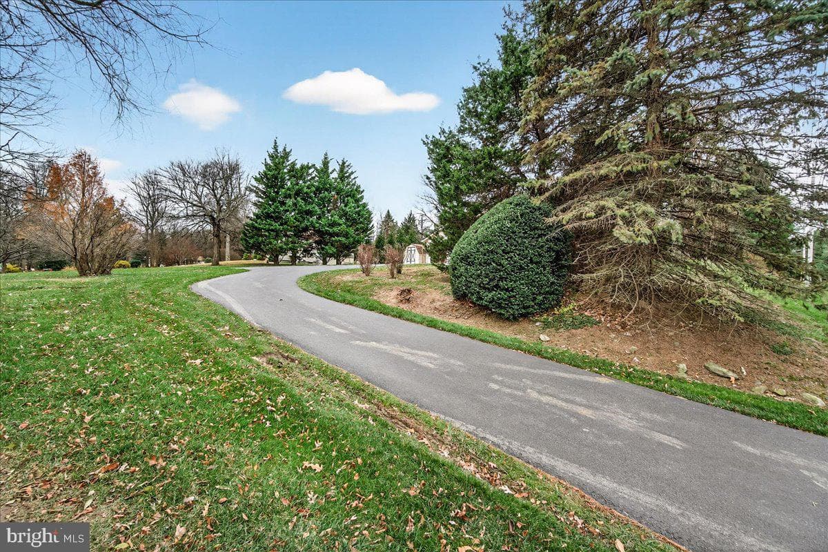 4469 Baltimore National Pike photo 38