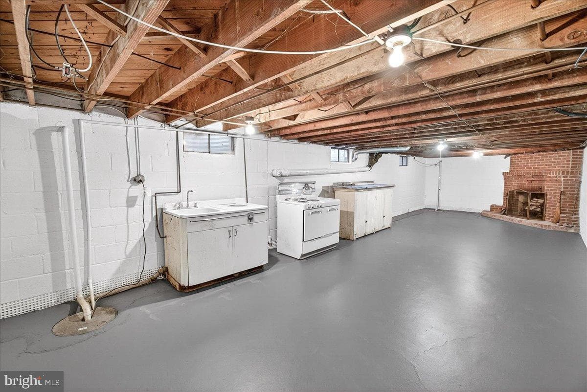 701 Park Avenue photo 27