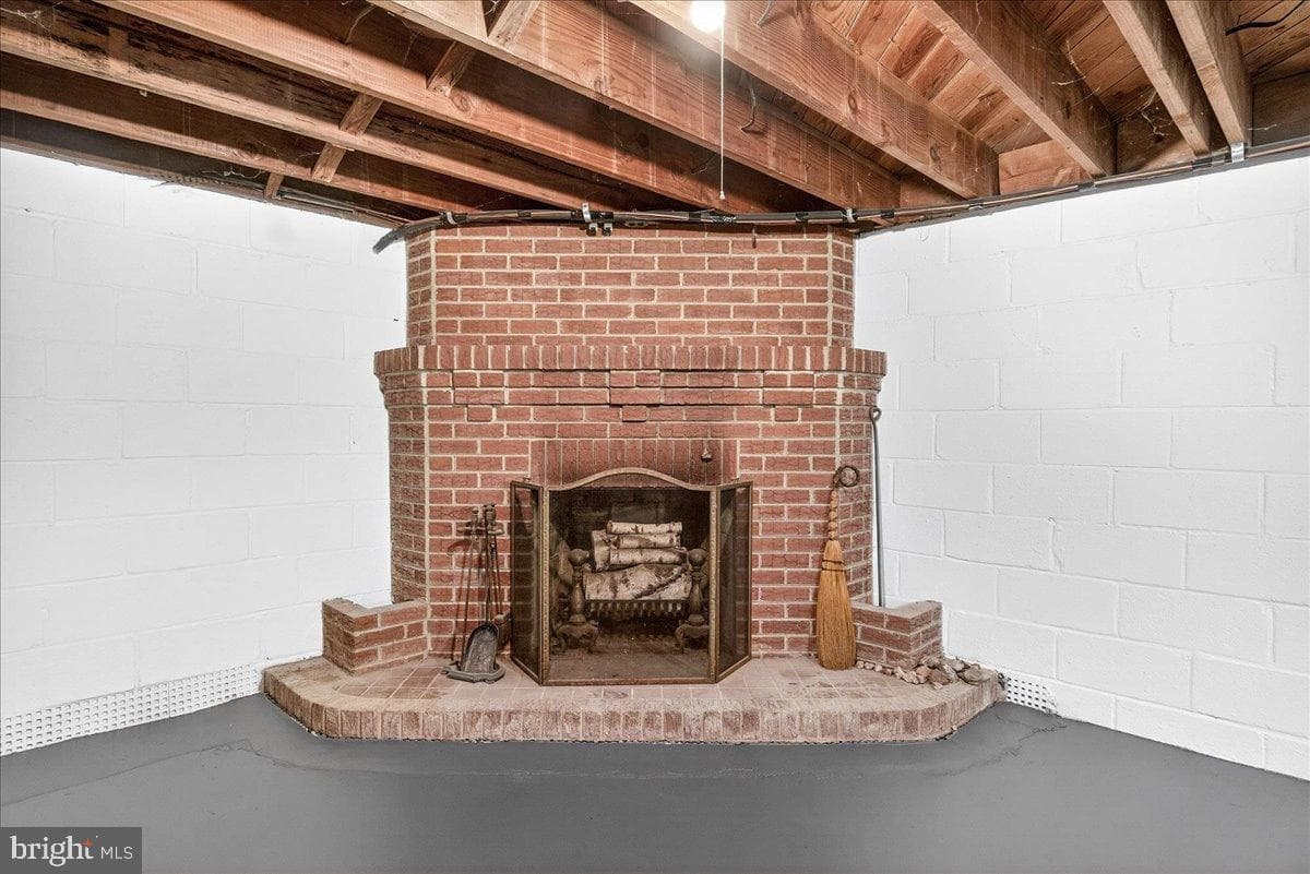 701 Park Avenue photo 28