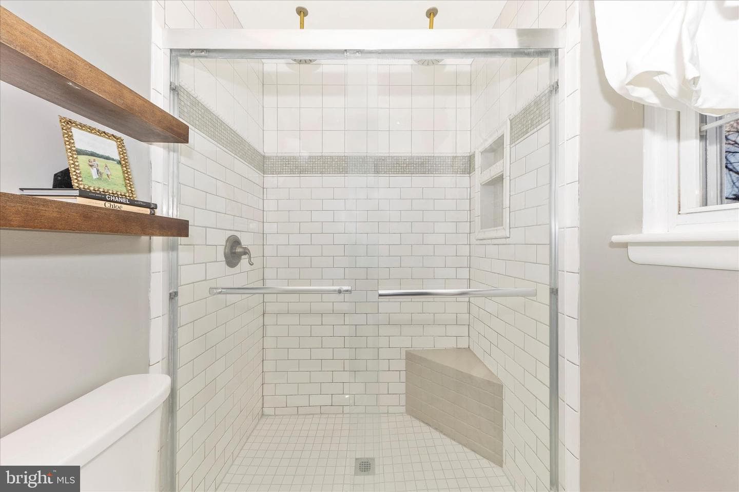 107 Brookview Court photo 21