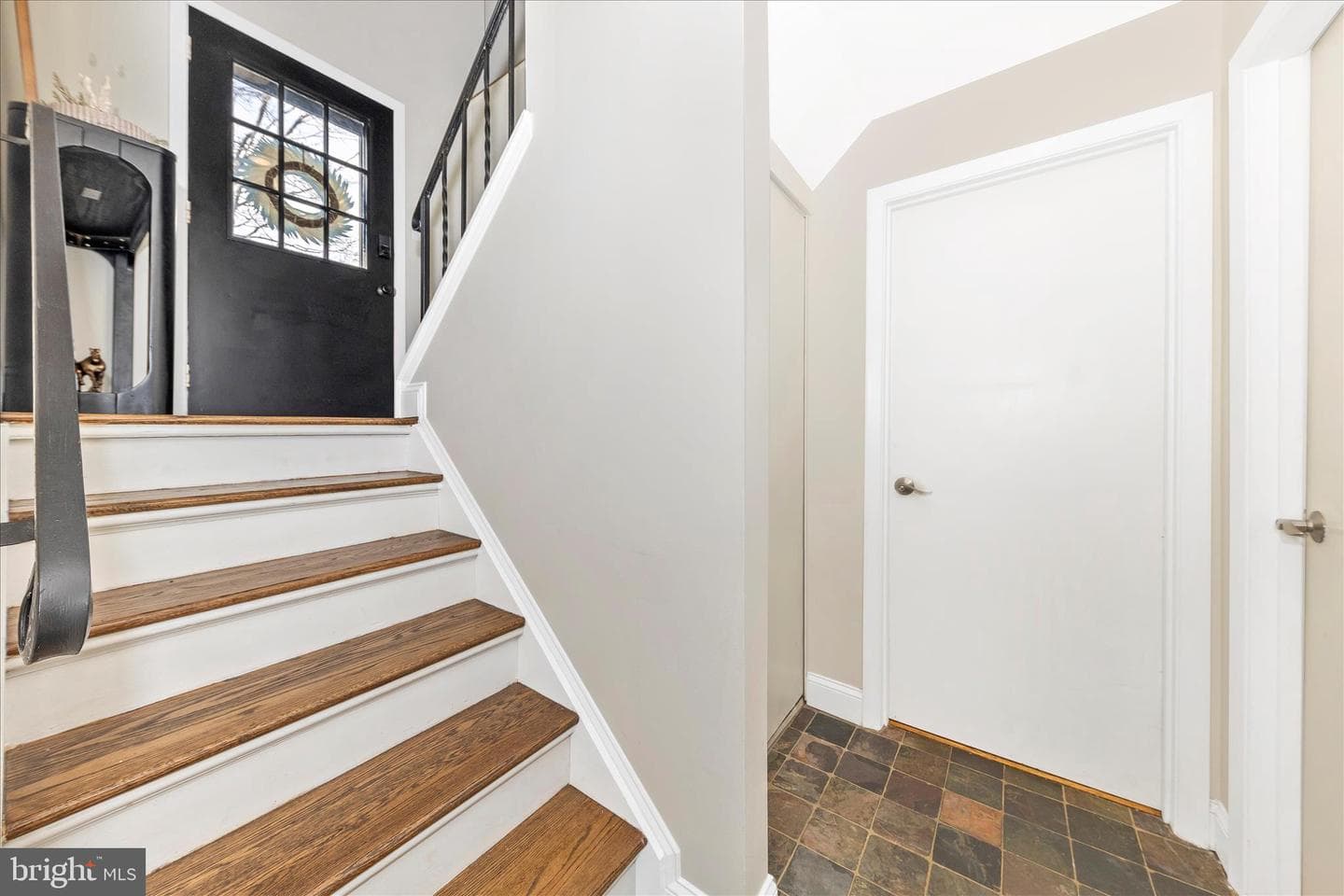 107 Brookview Court photo 28