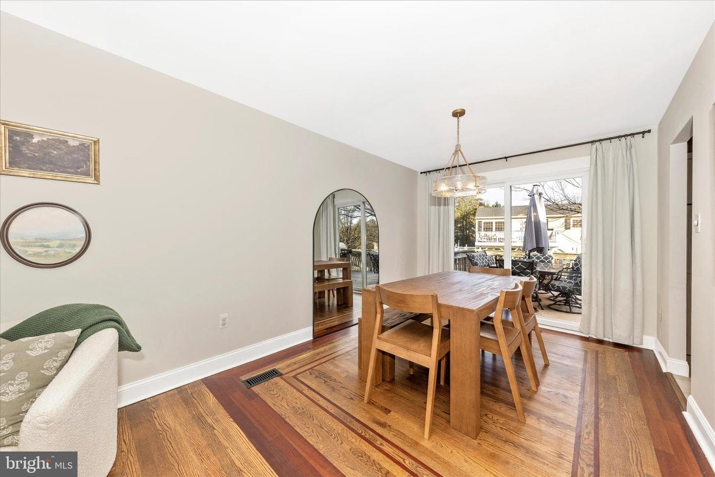 107 Brookview Court photo 8