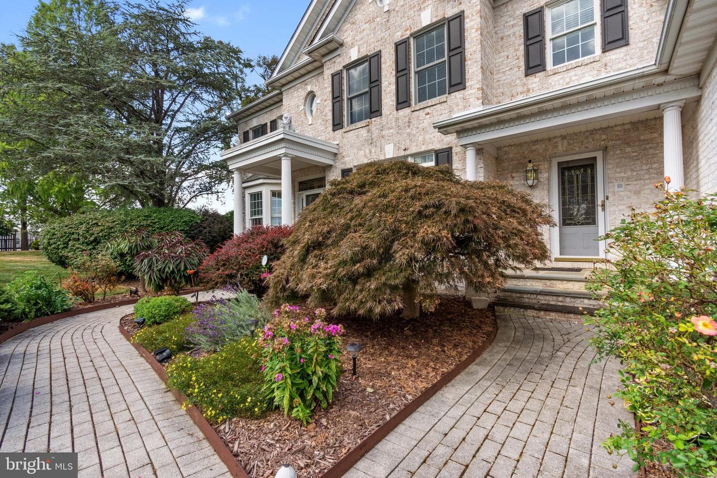 615 Thornbury Court photo 14