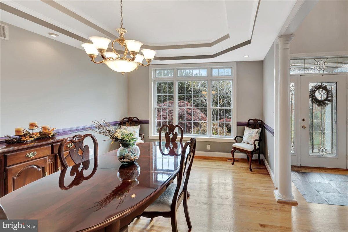 615 Thornbury Court photo 21