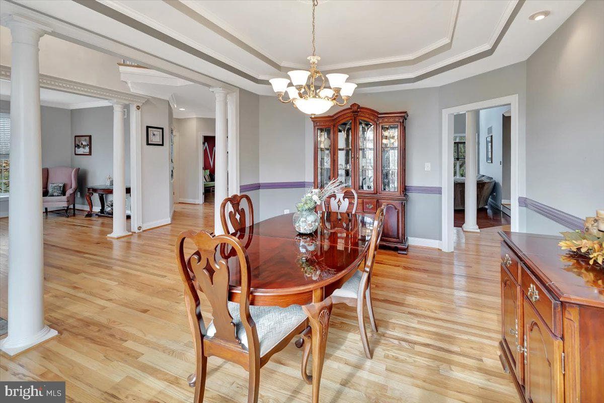 615 Thornbury Court photo 22