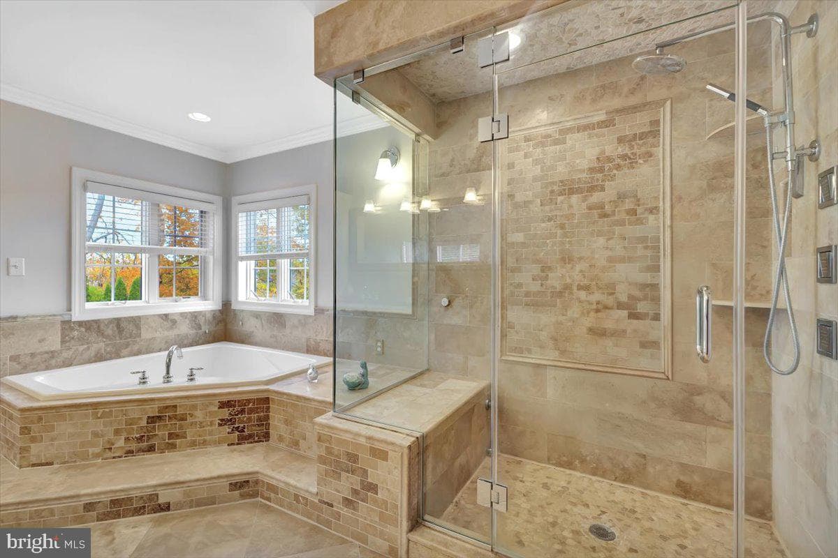 615 Thornbury Court photo 48