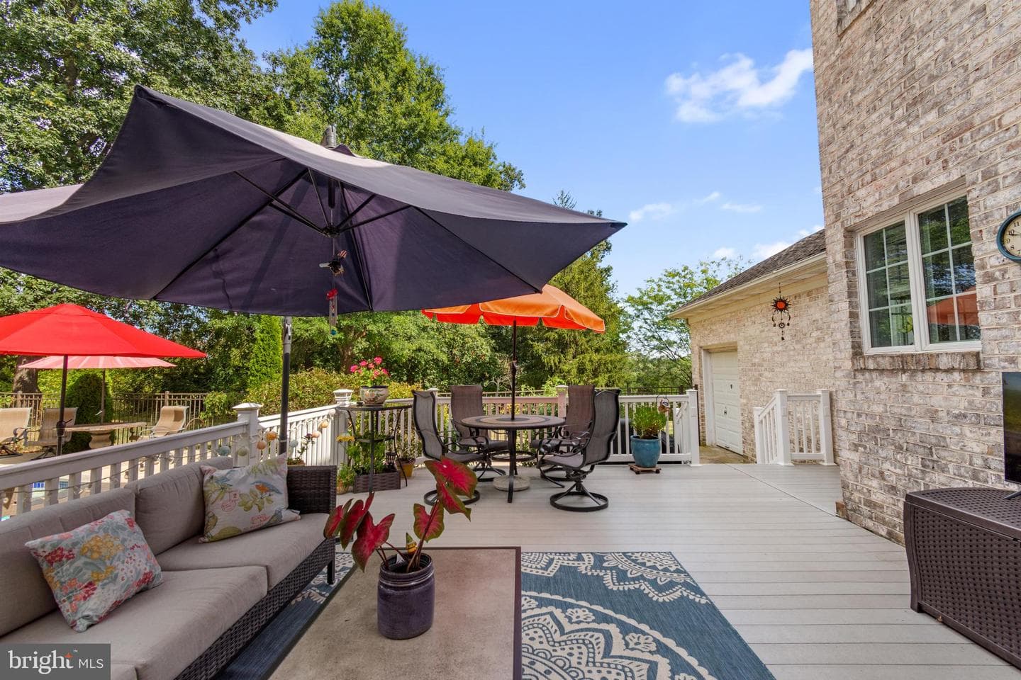615 Thornbury Court photo 71