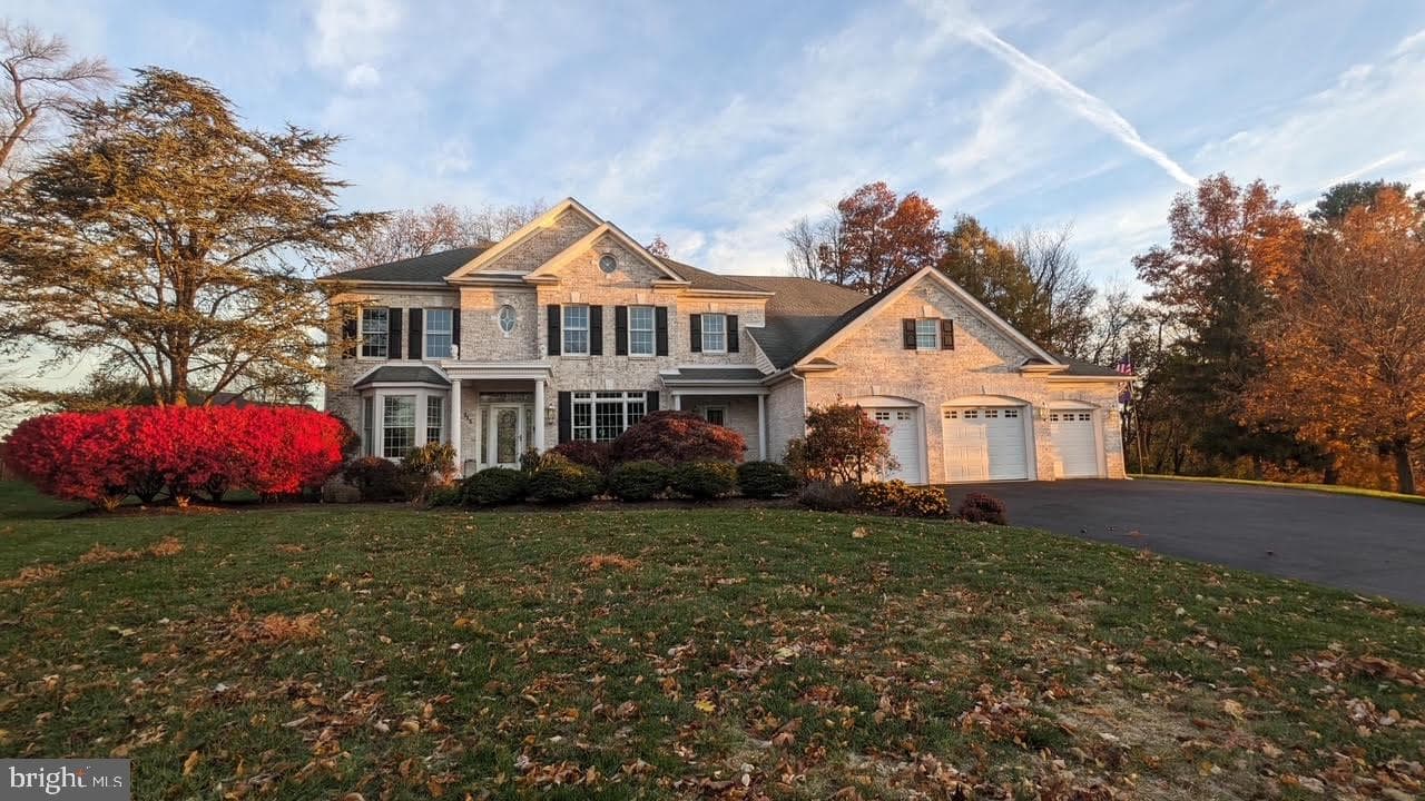 615 Thornbury Court photo 74