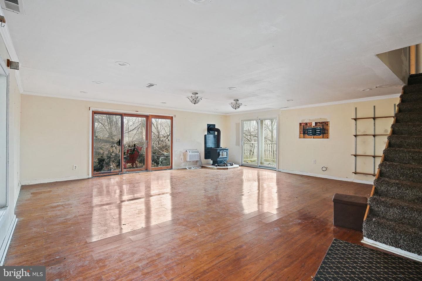 1049 Poole Road photo 11