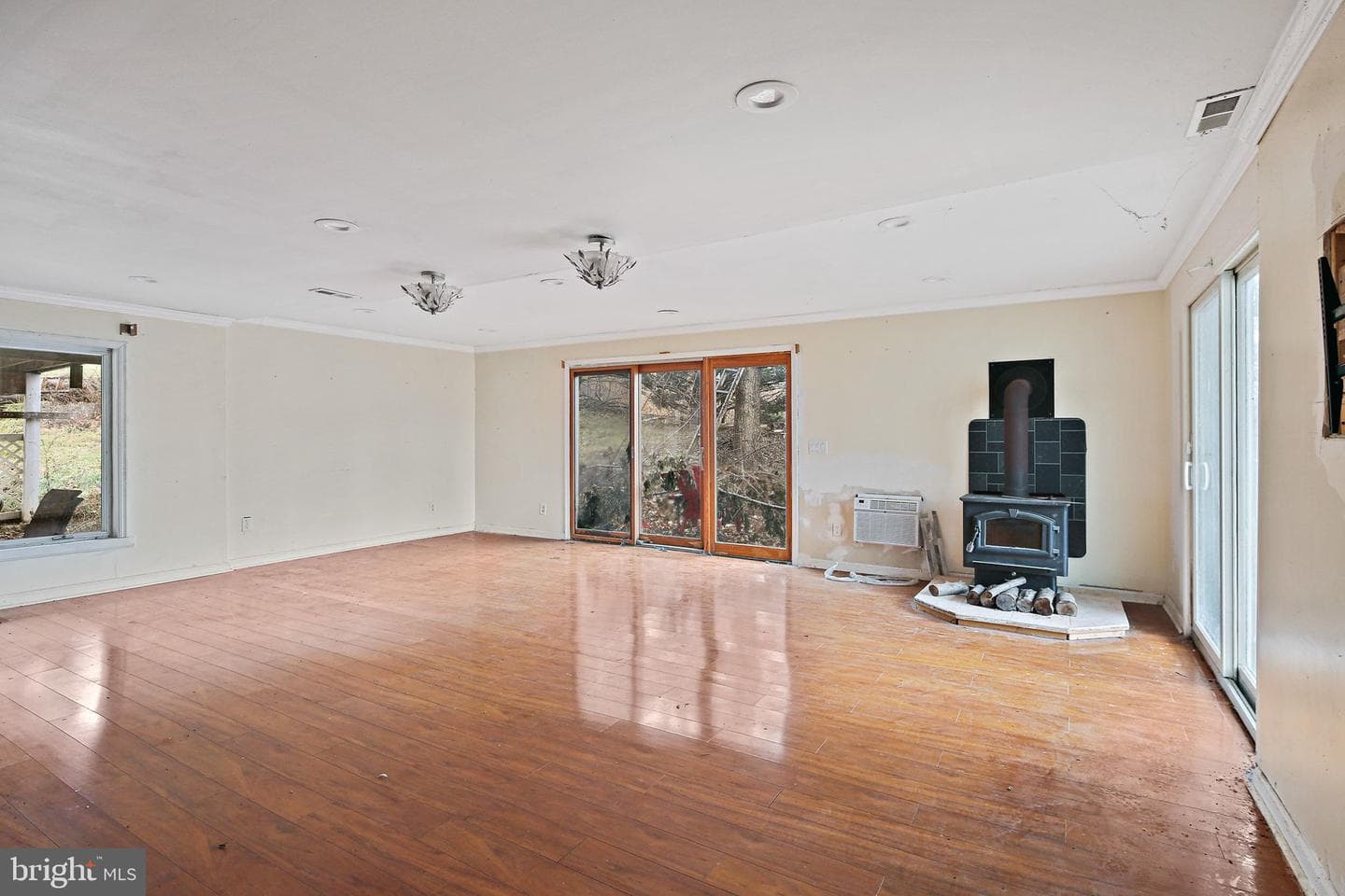 1049 Poole Road photo 14