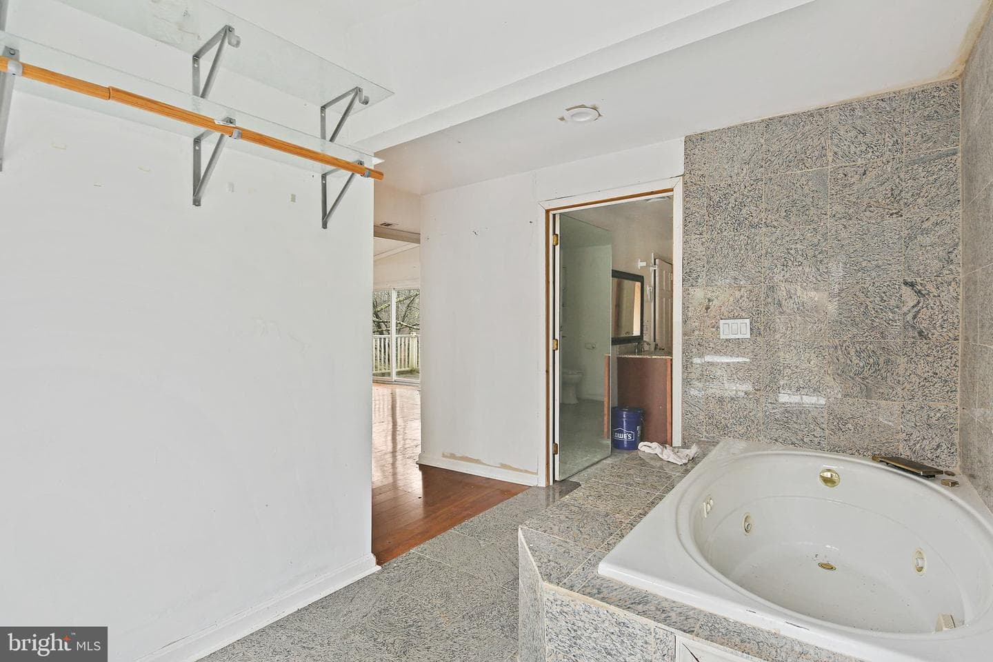 1049 Poole Road photo 31