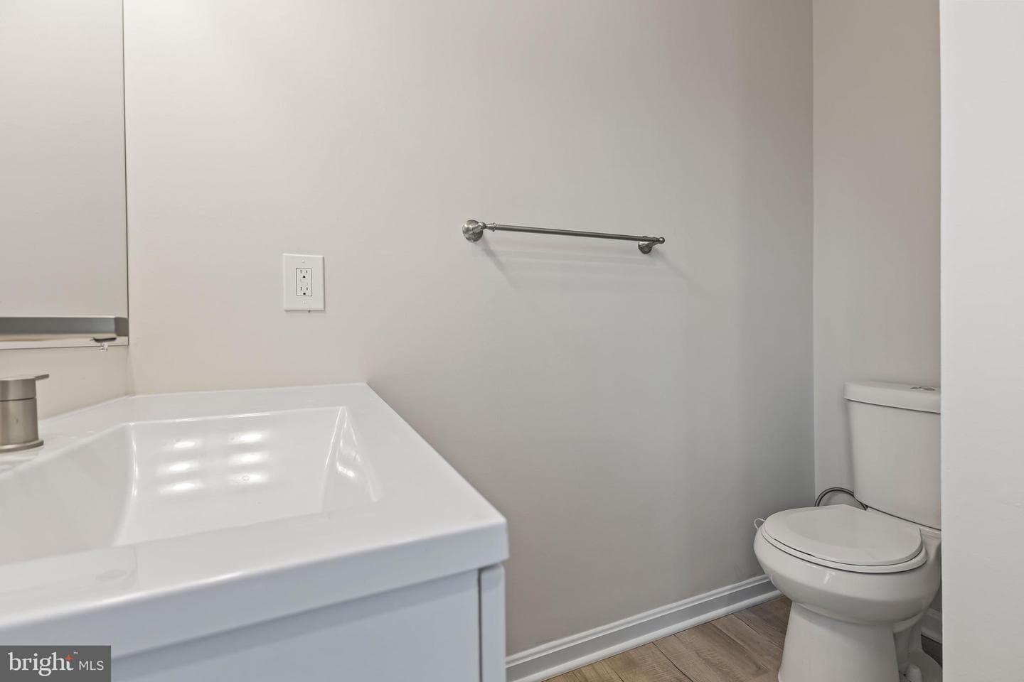 547 Kenan Street photo 10