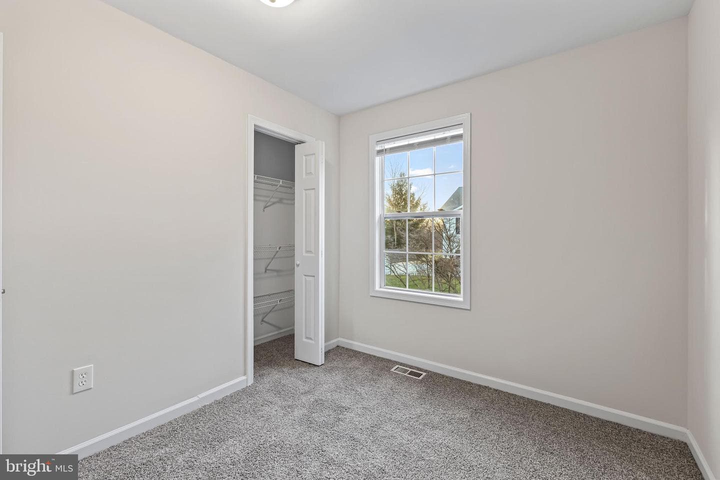 547 Kenan Street photo 15