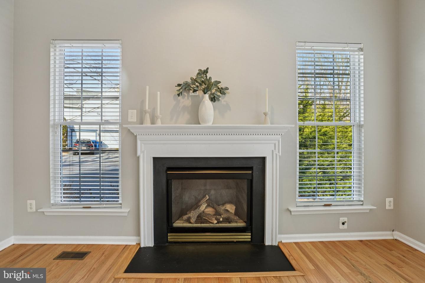 822 Mayfair Way photo 21