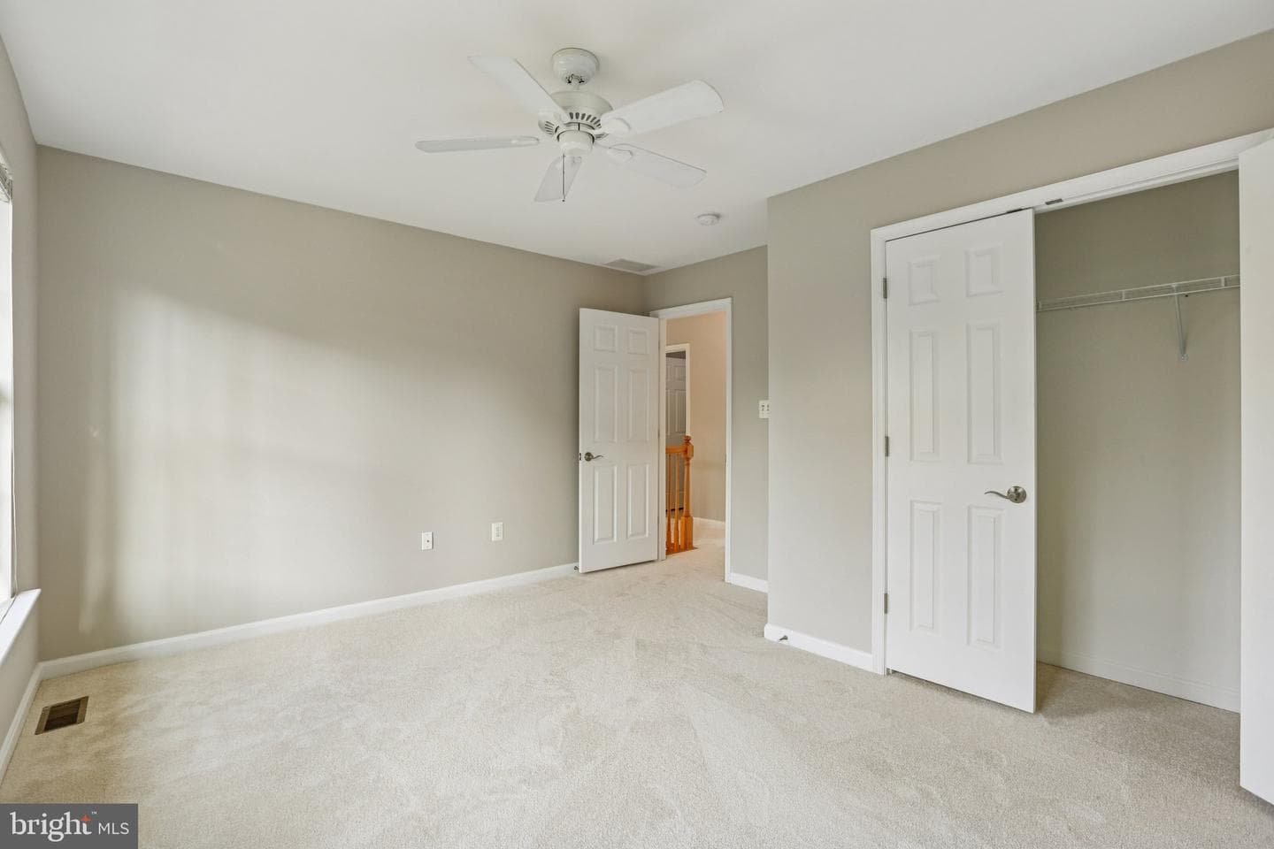 822 Mayfair Way photo 36