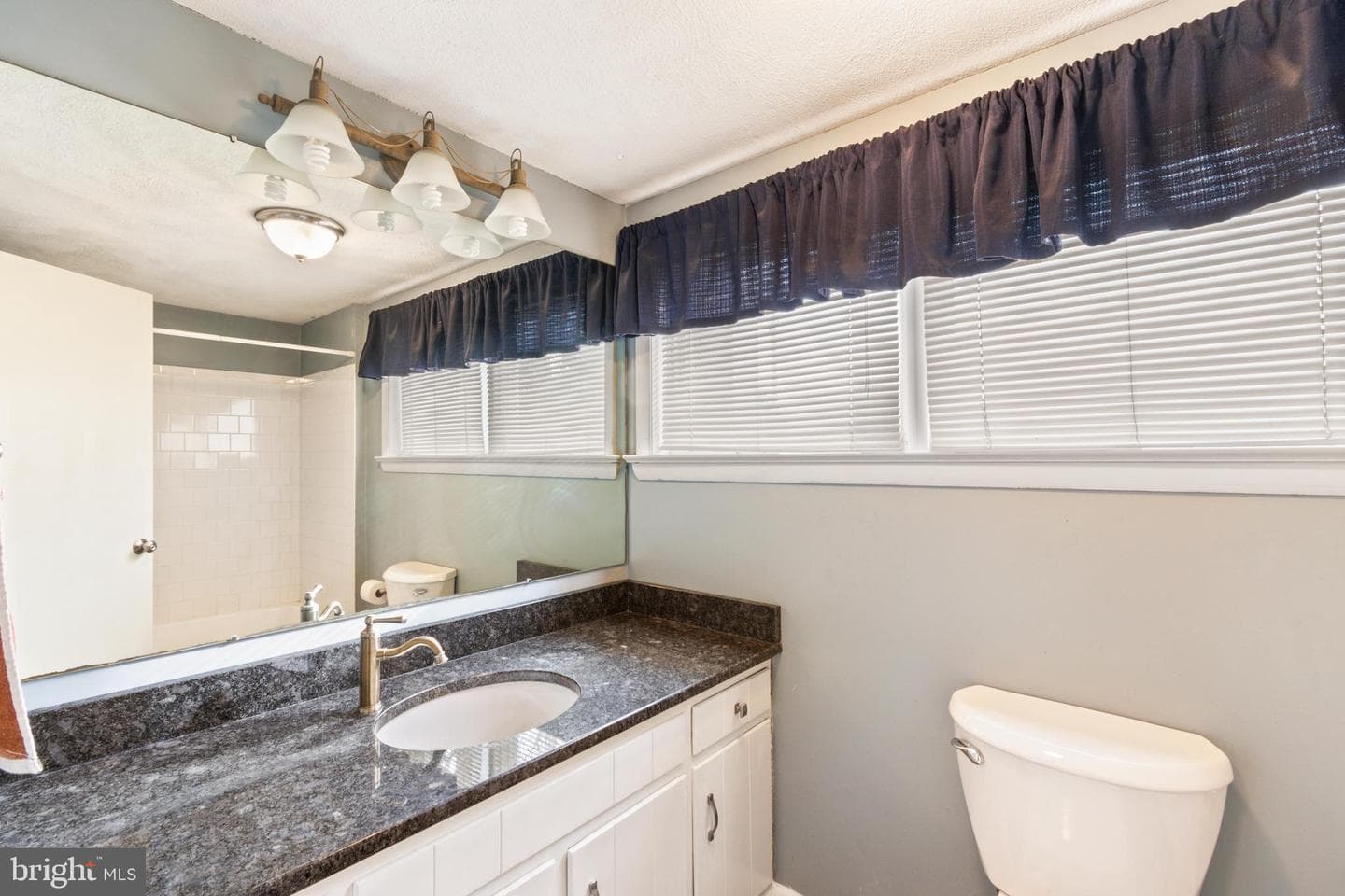 6158 Ridge Road photo 32