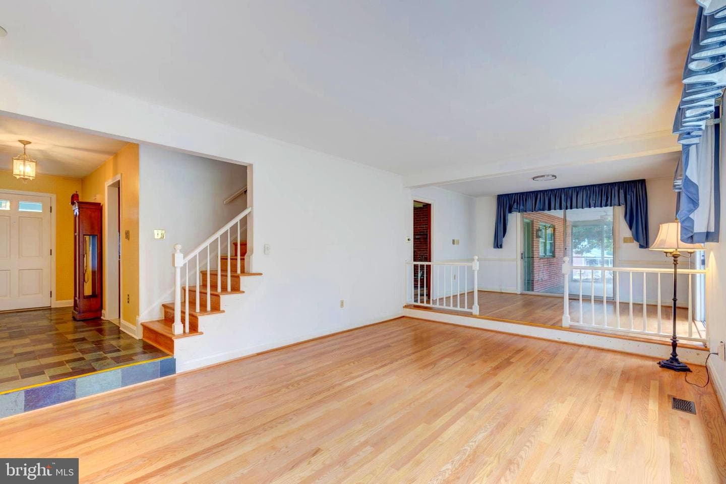 642 Denton Drive N photo 13