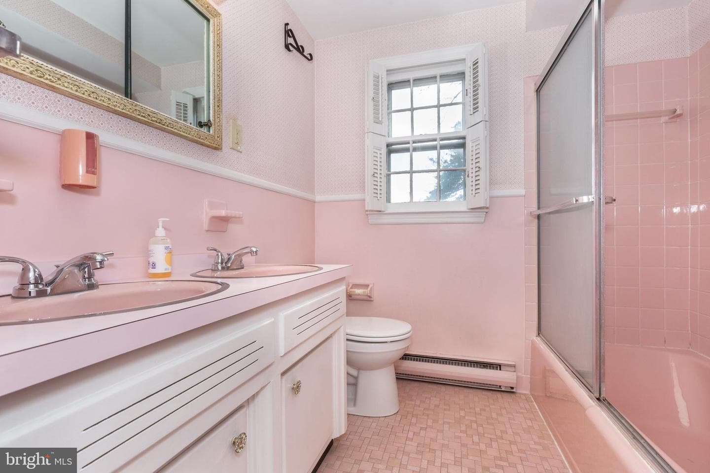 642 Denton Drive N photo 33