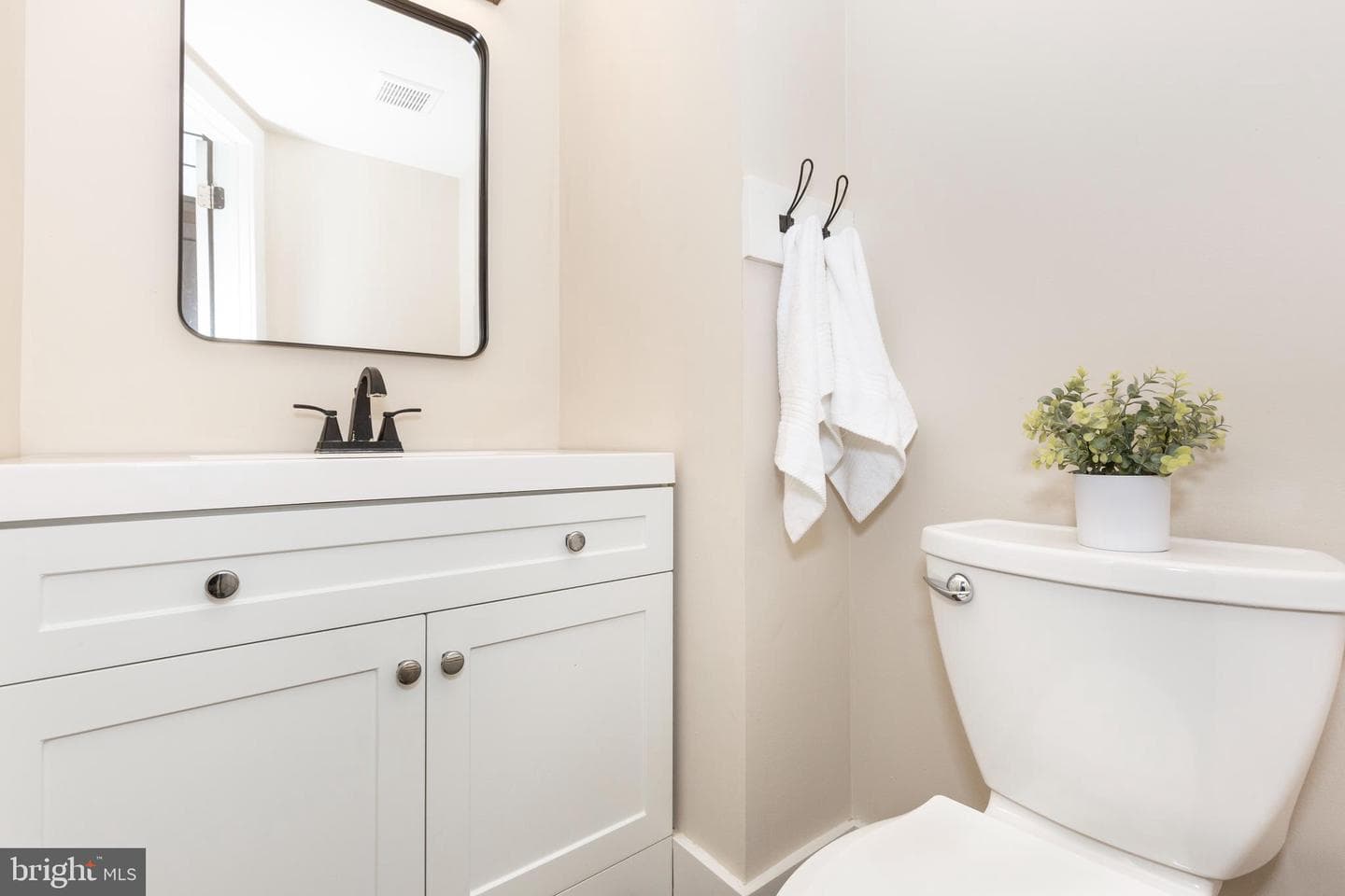 4112 Creswell Terrace photo 4