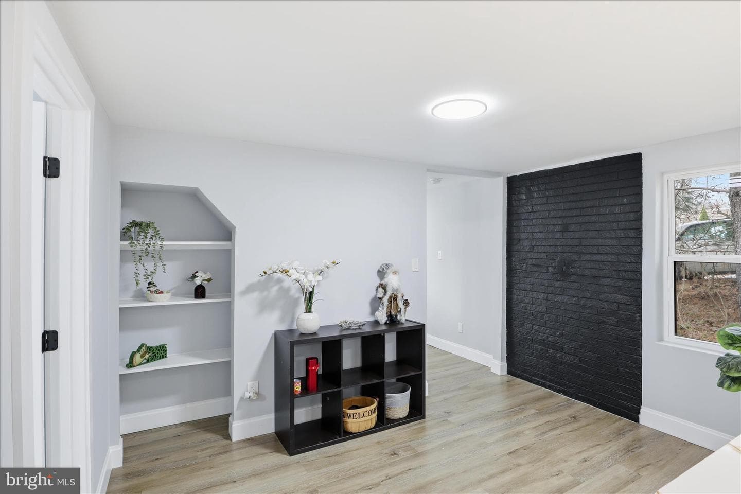 32 Sullivan Avenue photo 10