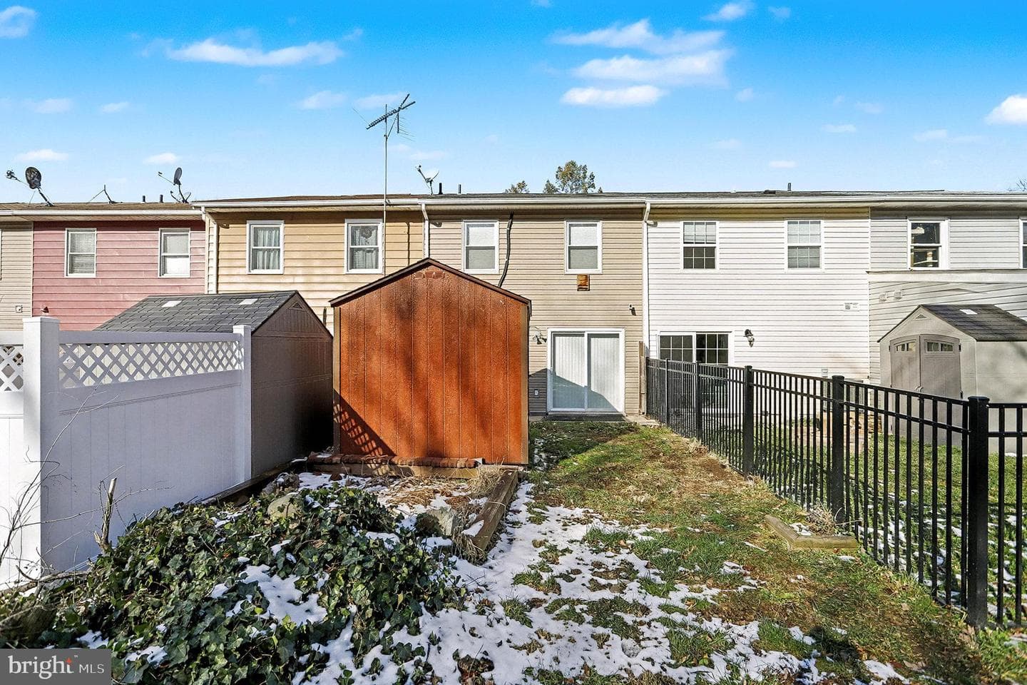 105 Carnival Drive photo 24