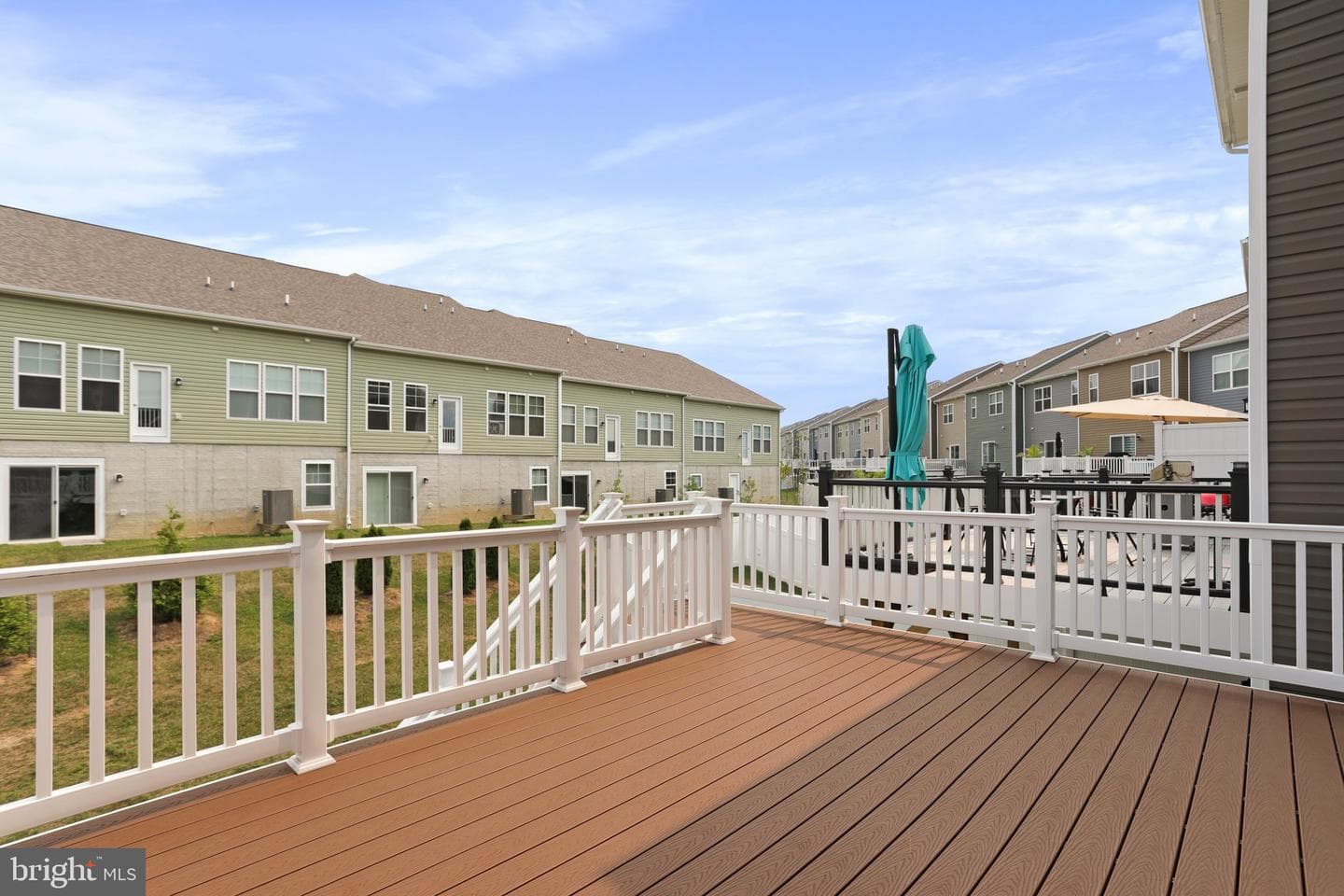 2719 Town View Circle photo 19