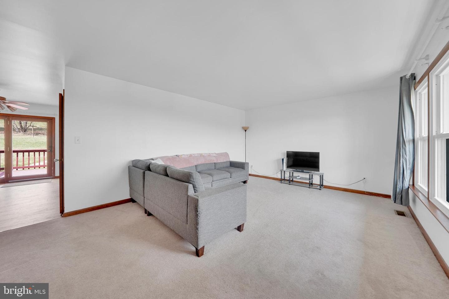 3036 Crown Circle photo 5