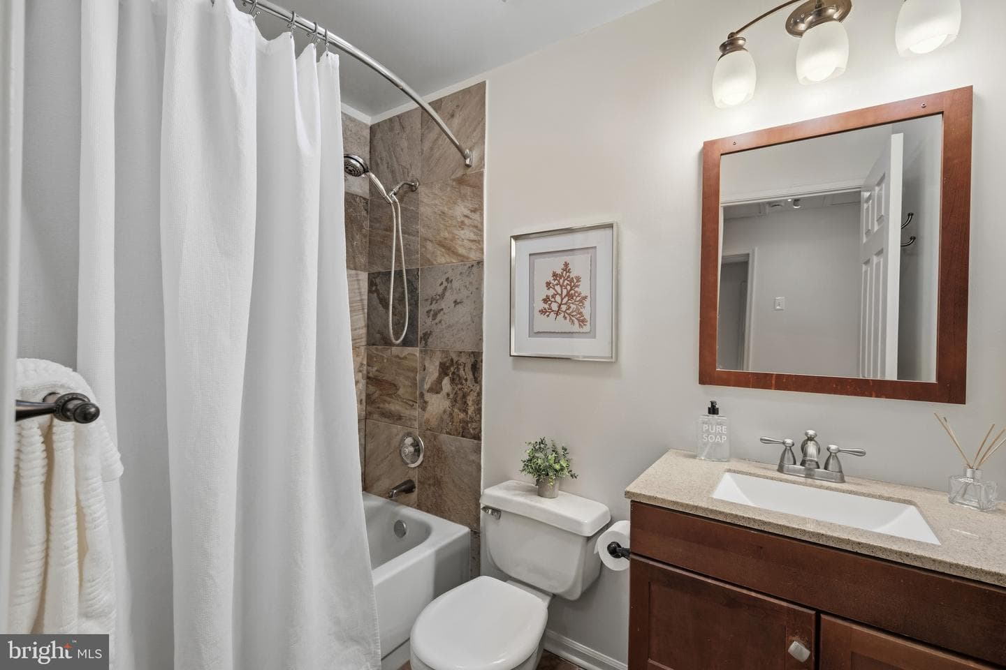 524 Yellow Lily Court photo 23
