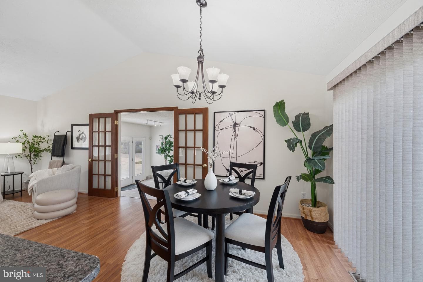 524 Yellow Lily Court photo 9