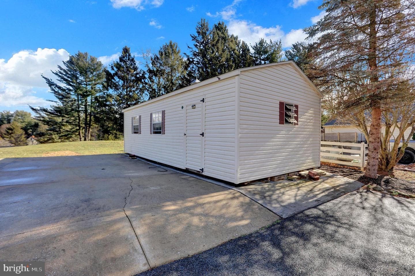 1209 Woodland Court photo 35