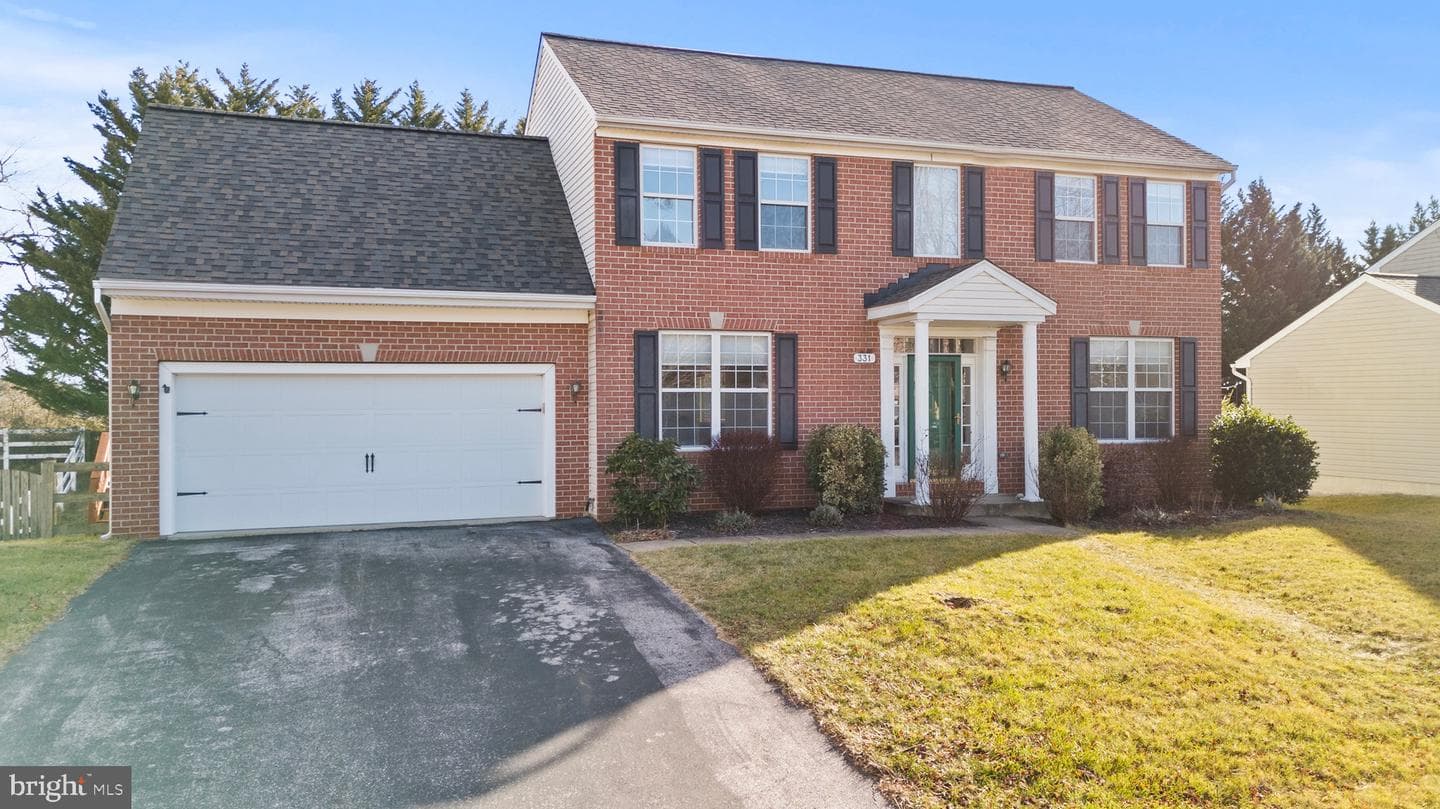 331 Moores Branch Circle photo 3