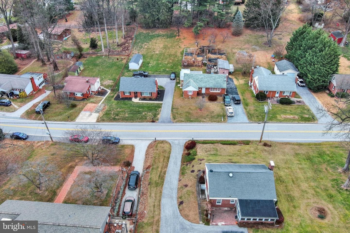 135 Smith Avenue photo 31