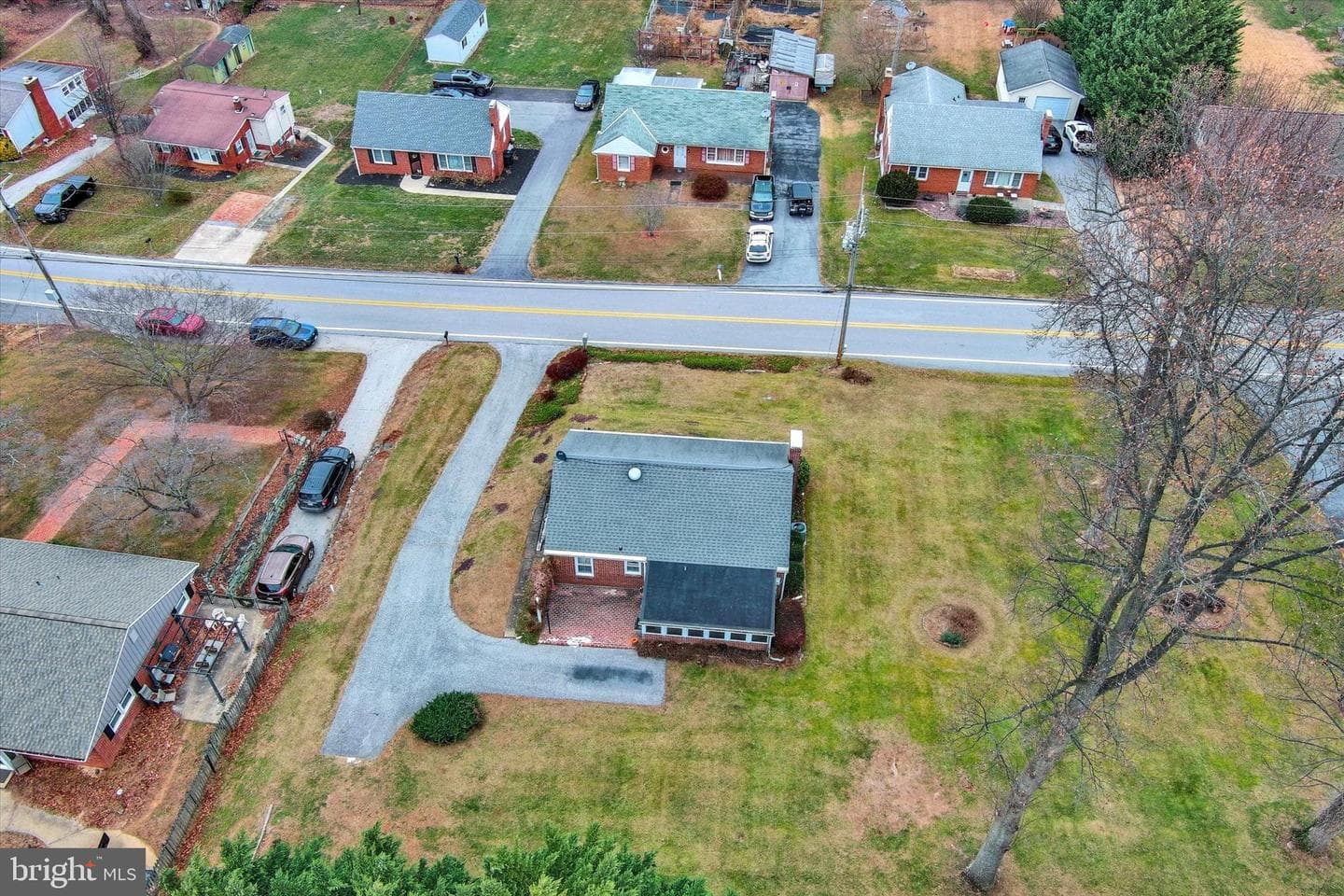 135 Smith Avenue photo 32