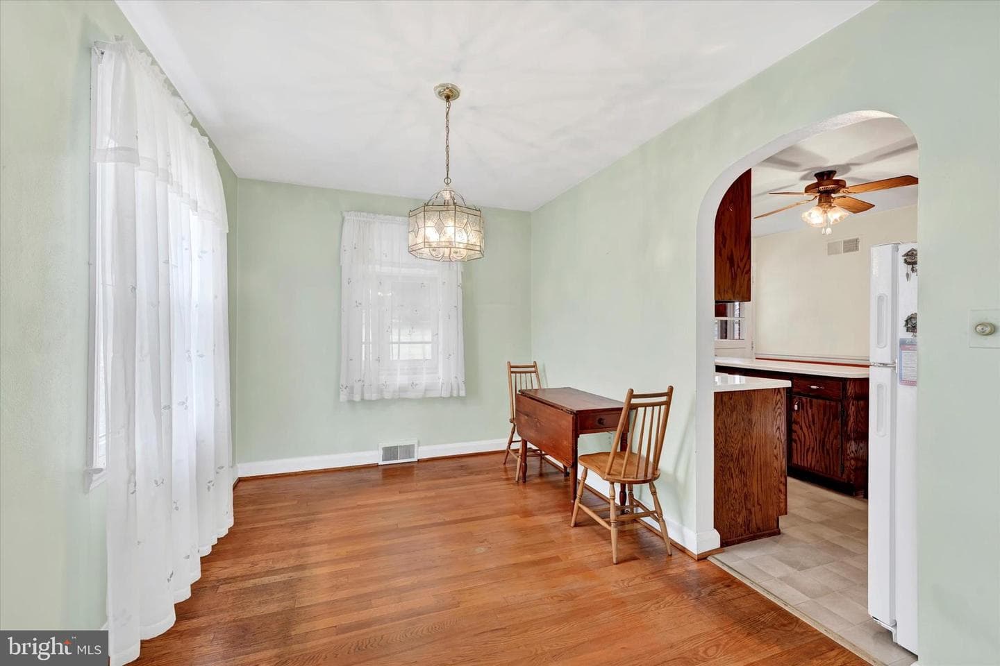 135 Smith Avenue photo 6