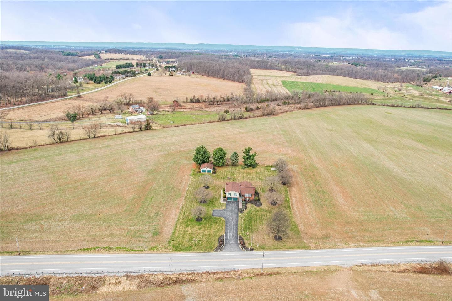 5130 Littlestown Pike photo 2