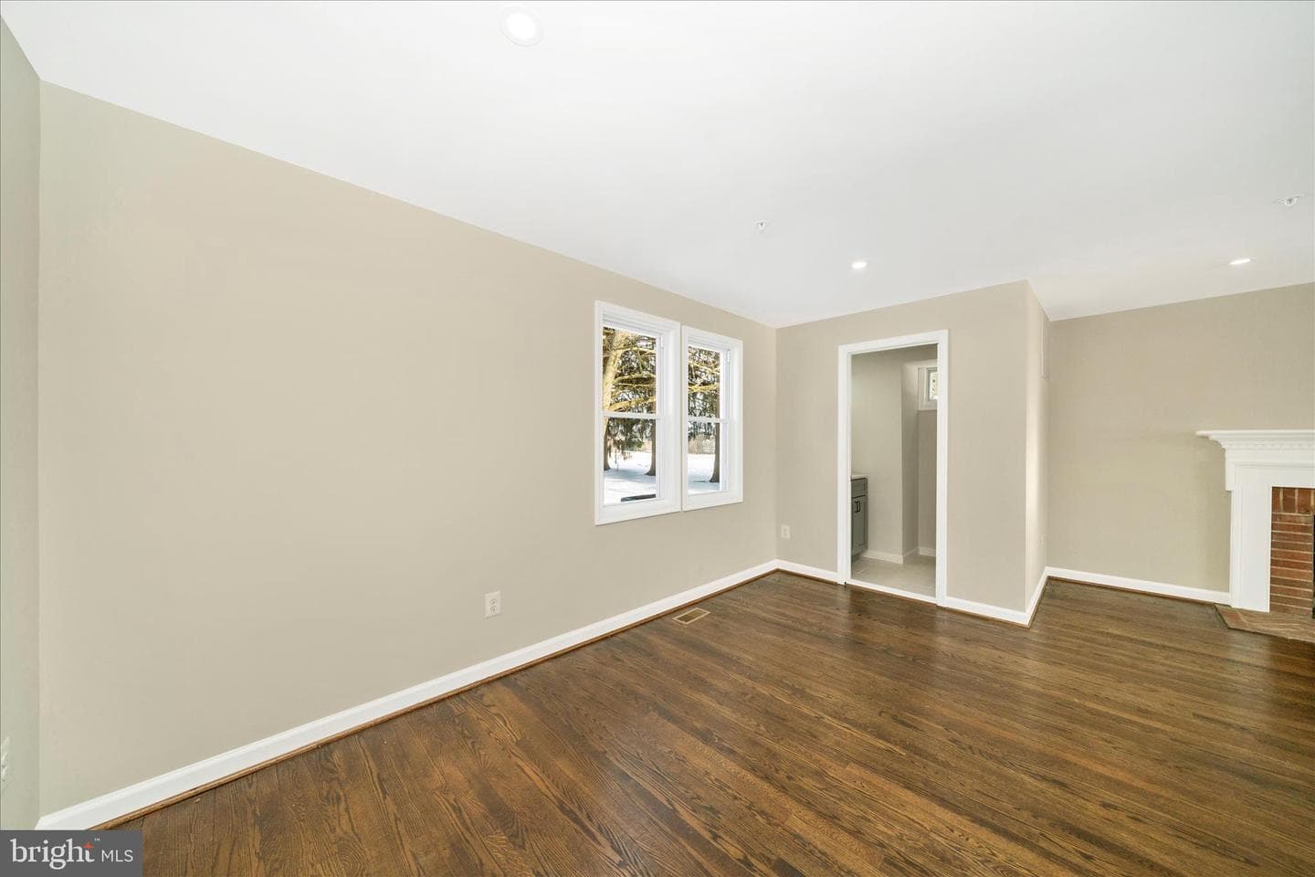 2514 W Liberty Road photo 13