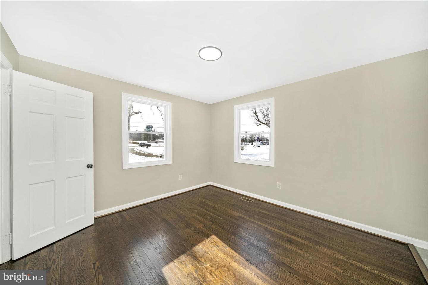 2514 W Liberty Road photo 21