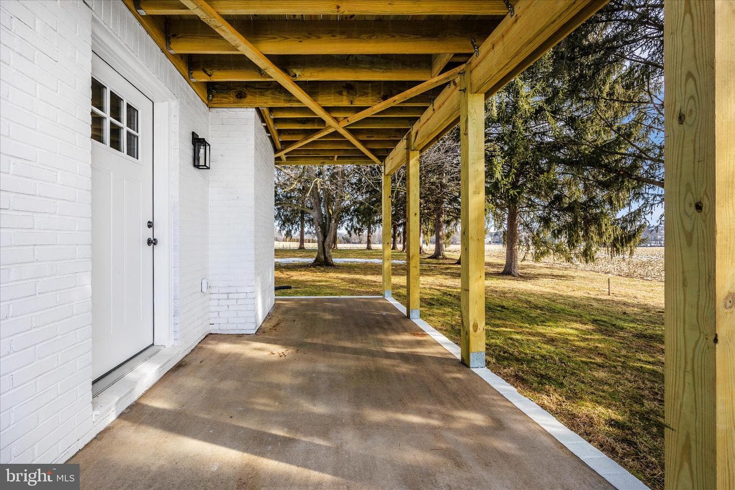 2514 W Liberty Road photo 51
