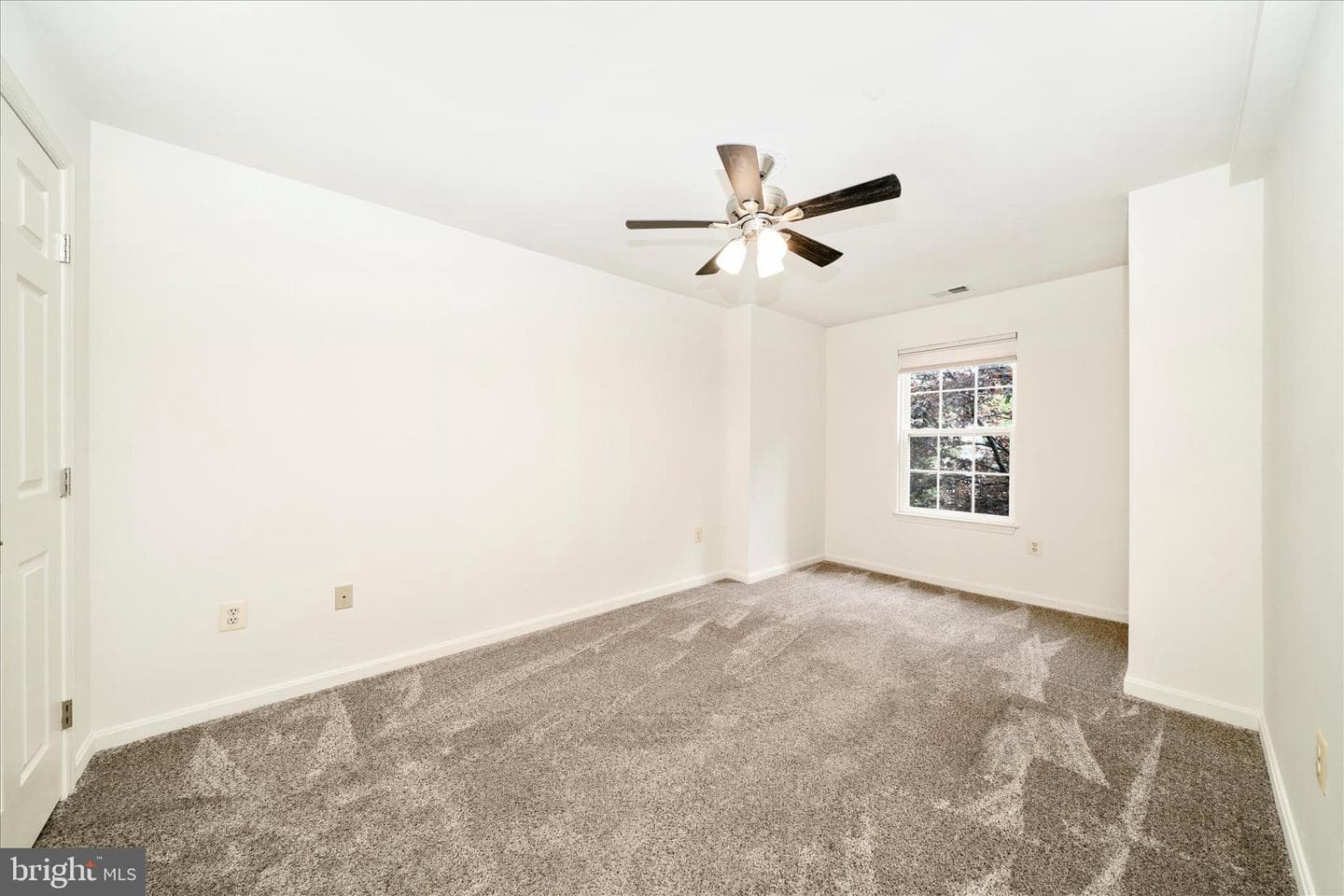 3815 Sunnyfield Court #2c photo 59