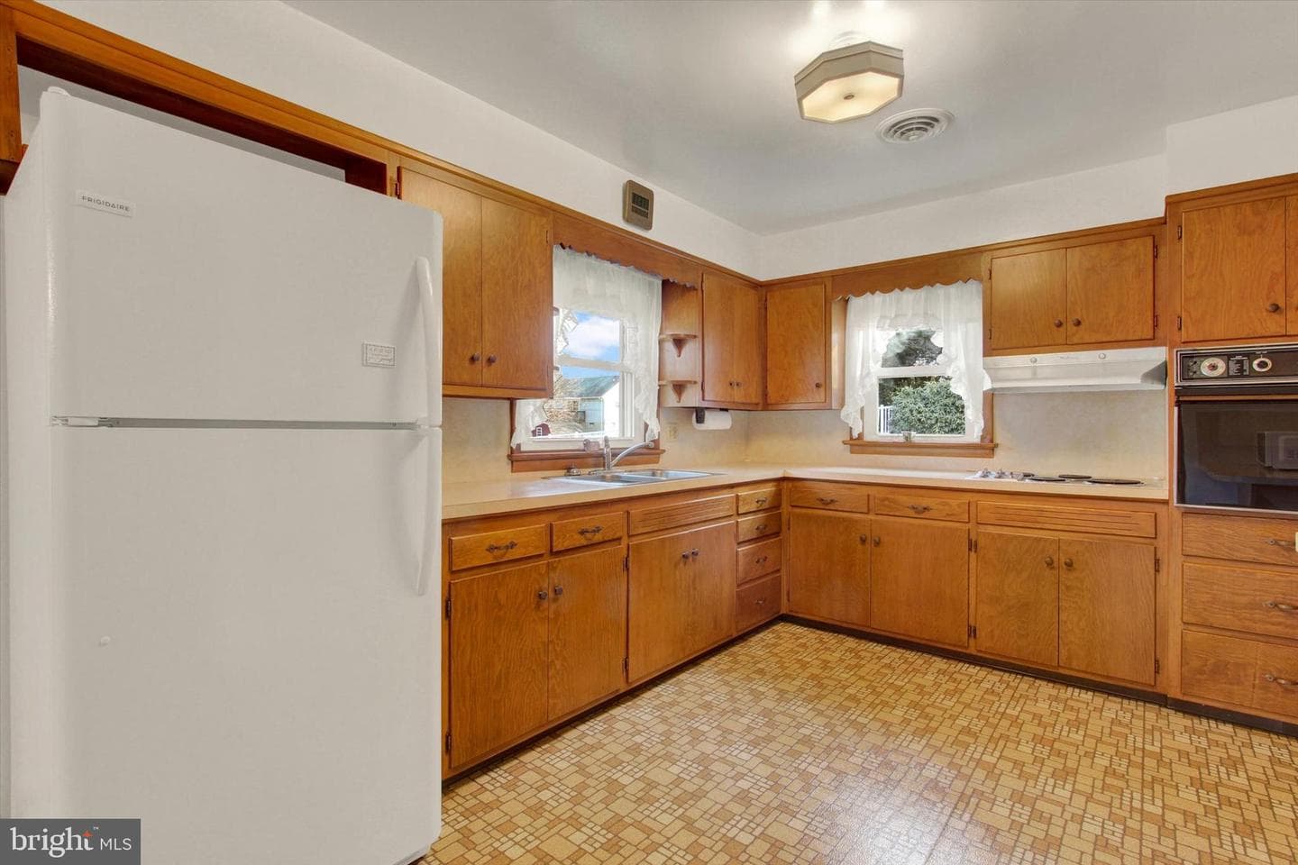 3400 Hanover Pike photo 8