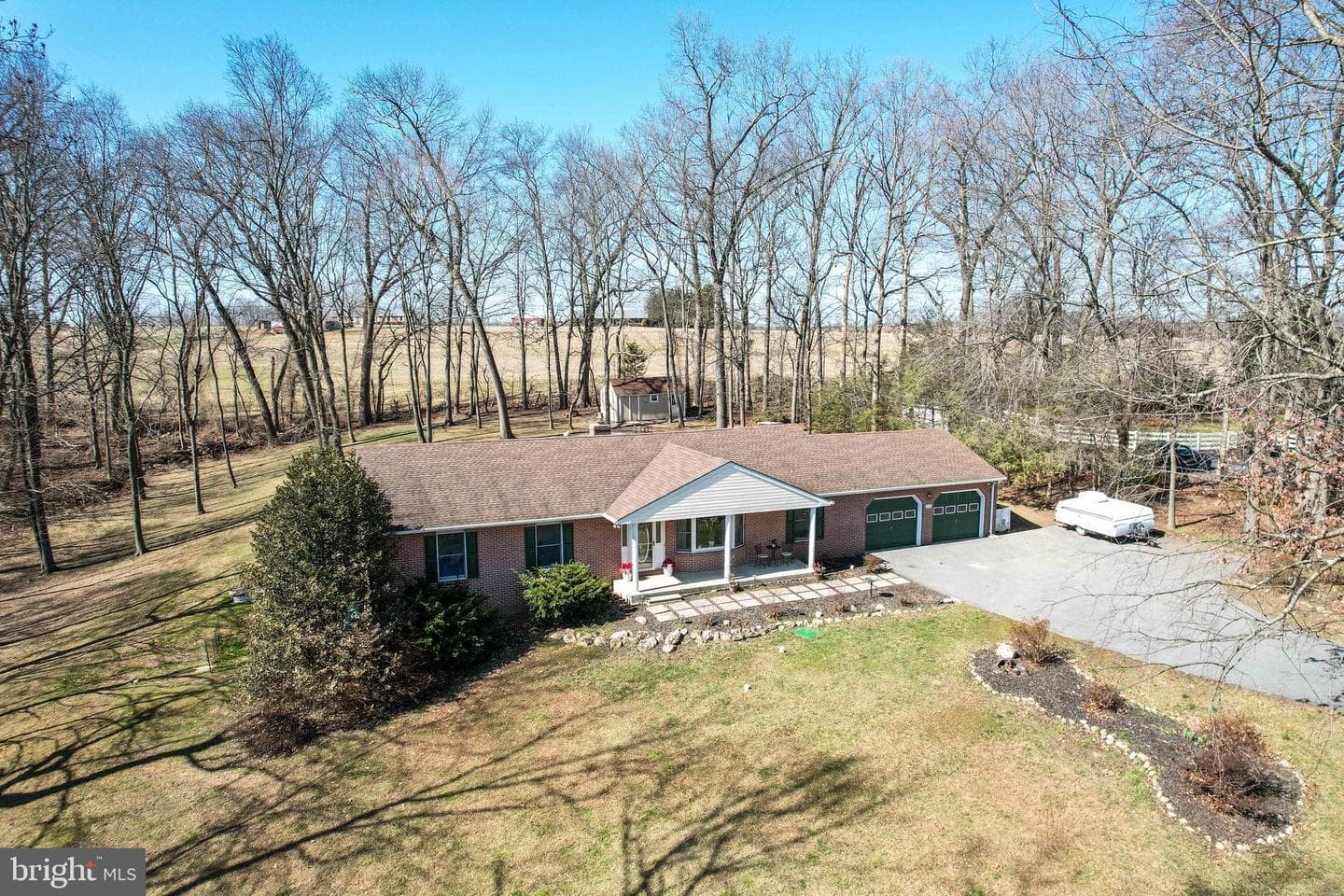 2970 Summer Drive photo 2